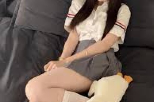 女子发连续剧式视频寻恩人：涉嫌造假 剧本炒作引争议
