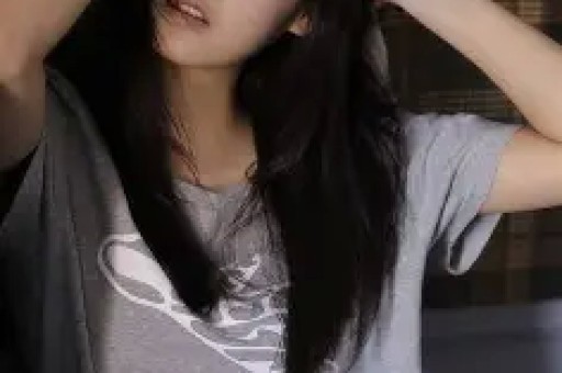 三山凌辉被曝出轨后毫不遮掩亲密姿态